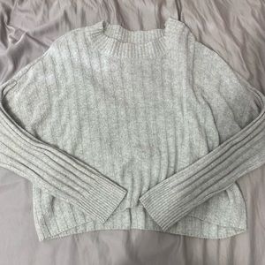 light grey knitted american eagle sweater